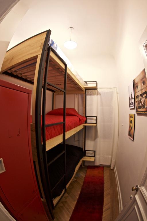 Salvador Hostal & Cafe Santiago de Chile Zewnętrze zdjęcie