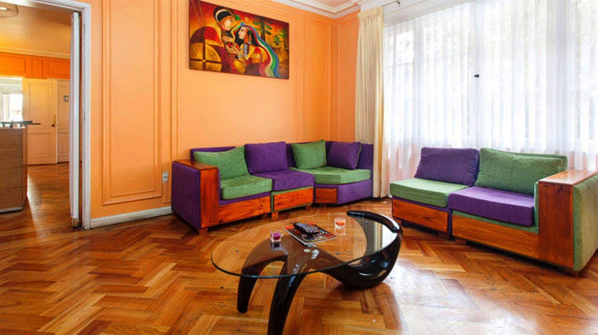 Salvador Hostal & Cafe Santiago de Chile Zewnętrze zdjęcie